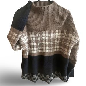 Silence & Noise M/L Black & Gray Sweater